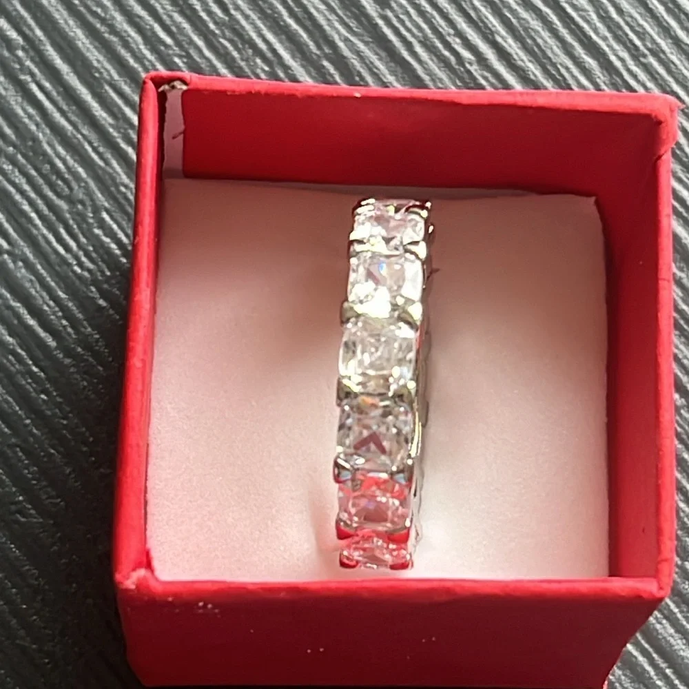 NIB Silver Plated Crystal Eternity Band Sz 8